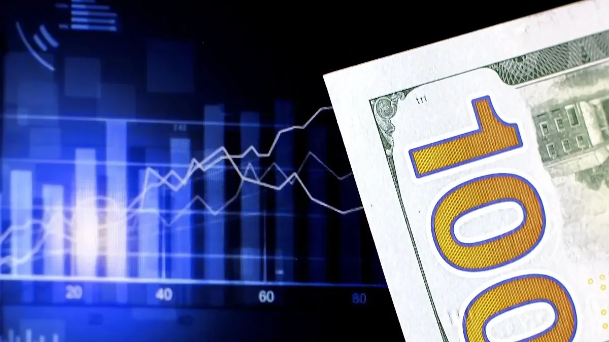 Dólar blue se dispara: el oficial se queda atrás en la jornada de hoy