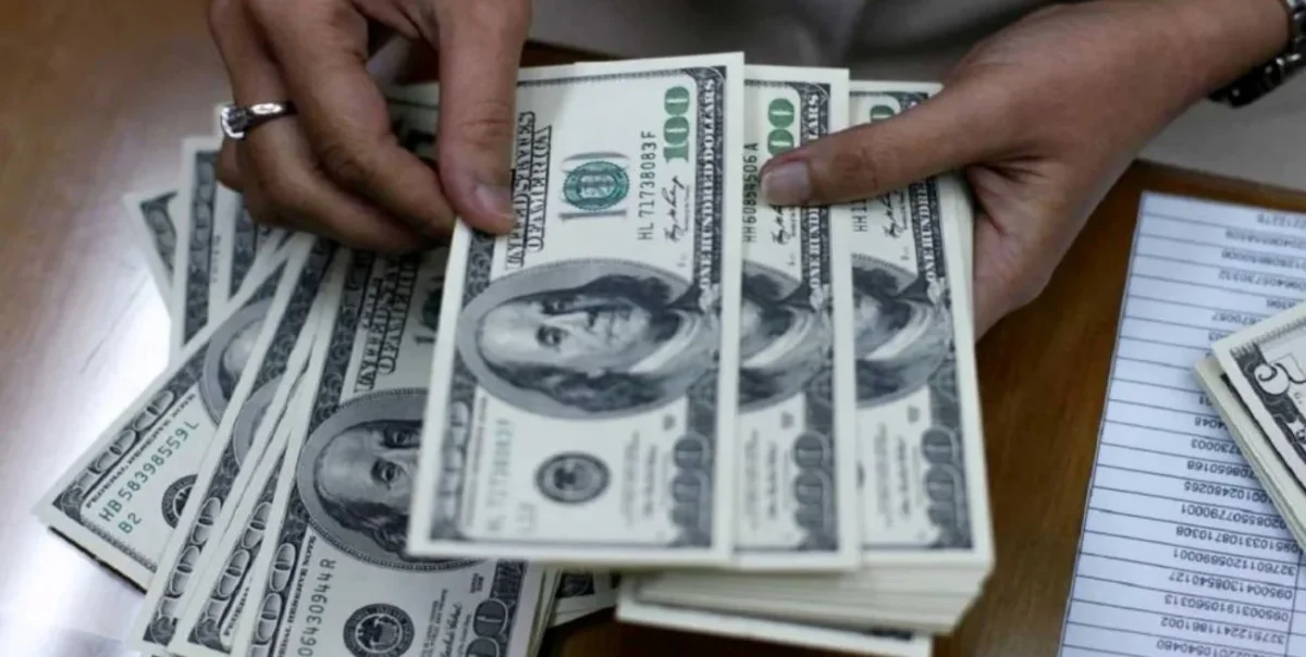 Dólar en bancos: la cotización de hoy refleja la incertidumbre económica en Argentina