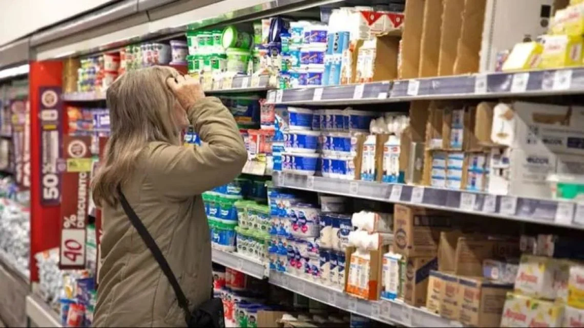 Impacto en el bolsillo: la inflación de diciembre podría superar el 2% y afectar ahorros